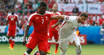 Fenerbahçe’nin forvet hedefi Schalke 04’ten Embolo!