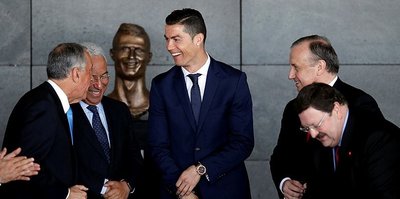 Ronaldo'nun adı havalimanına verildi