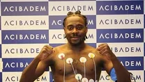 Osayi Samuel ve Djiku sevinci