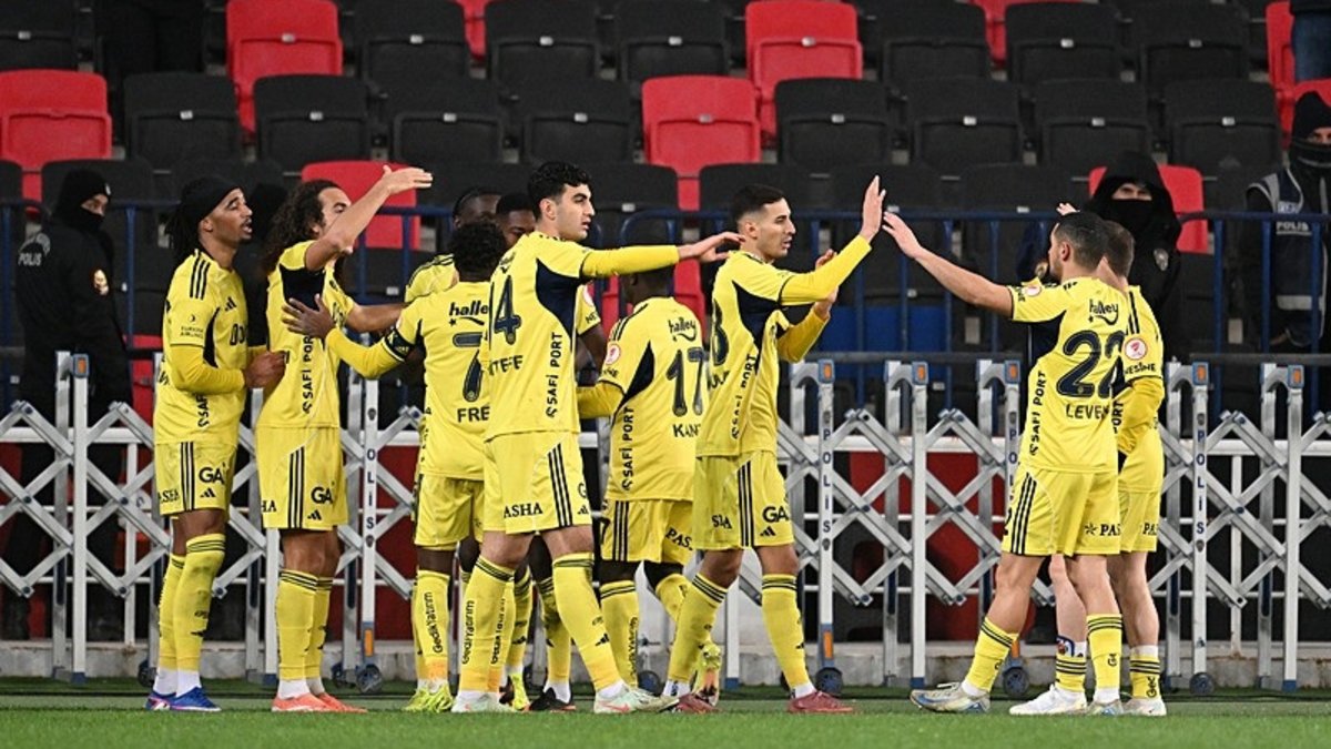 Sol bek Komşu’dan