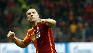 Podolski’den Sane mesajı