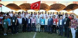 Futbolcularımız tarih yazdı