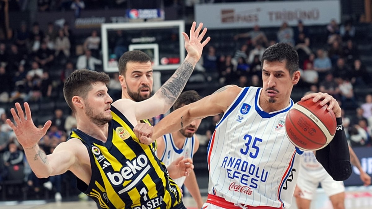 Anadolu Efes 81-82 Fenerbahçe Beko (MAÇ SONUCU ÖZET) Anadolu Efes 81-82 Fenerbahçe Beko (MAÇ SONUCU ÖZET)