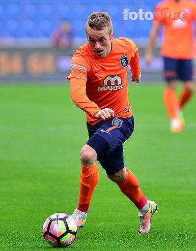 İşte Roma - Medipol Başakşehir muhtemel ilk 11’leri! Arda Turan, Mehmet Topal, Skrtel...