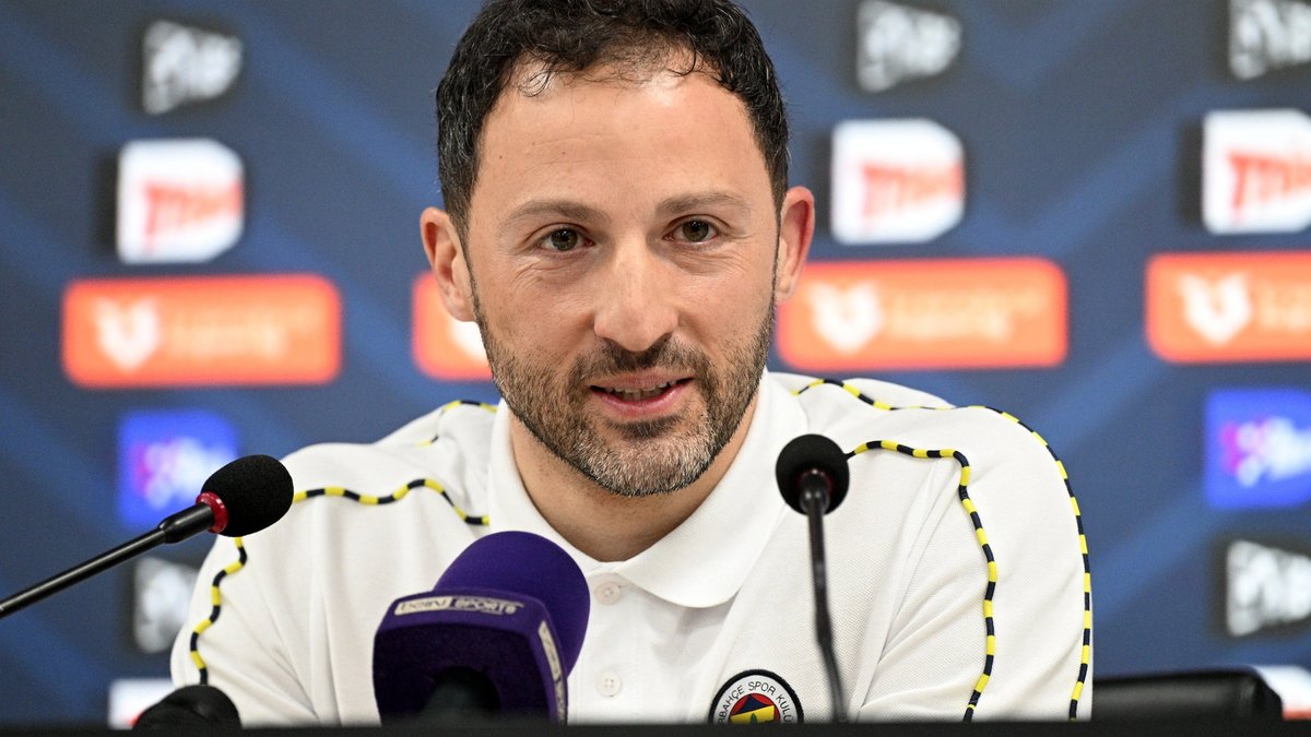 Fenerbahçe'nin gündemindeki isimden transfer açıklaması geldi!