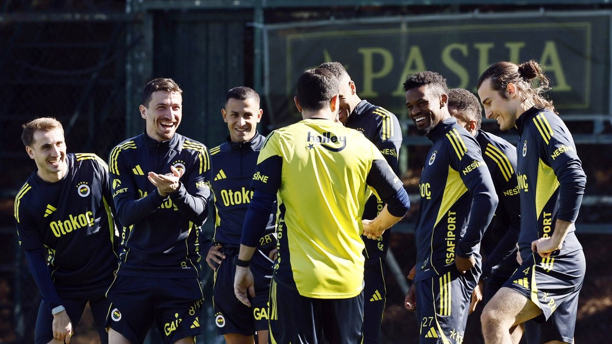 Fenerbahçe'de Beşiktaş derbisinin hazırlıkları başladı