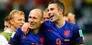 Persie'yi uçuracak dev proje: Robben