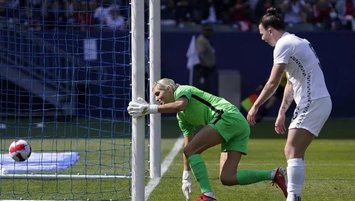 Kendi kalesine 3 gol!