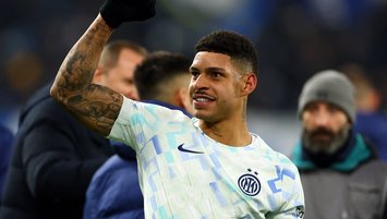 Kartal'ın hedefi Henrique!