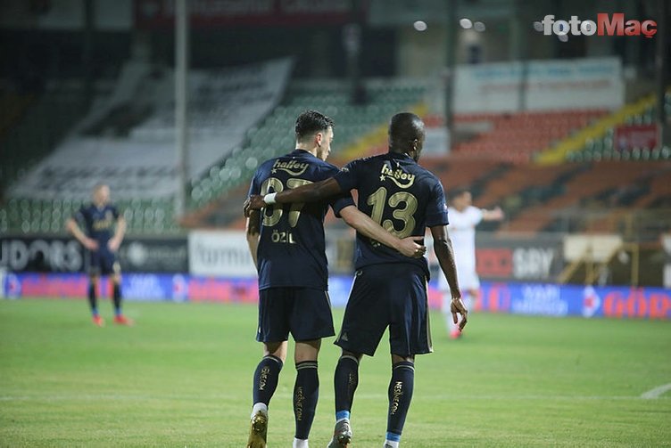 Son dakika spor haberleri: Alanyaspor Fenerbahçe maçında kural hatası var mı? IFAB o pozisyon için ne diyor?