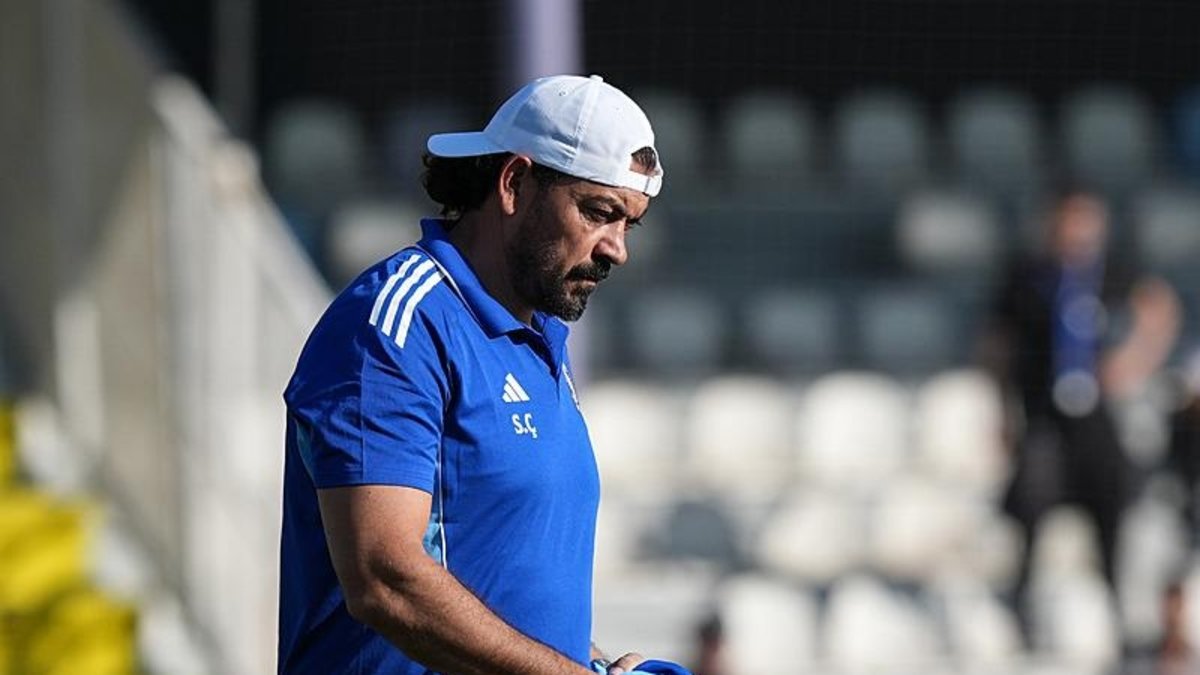 Sarıyer Van'ı 9 kişiyle yıktı