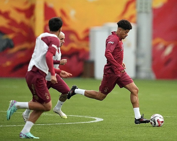 basaksehir-galatasaray-canli-yayin-bilgisi-basaksehir-galatasaray-maci-ne-zaman-saat-kacta-hangi-kanalda-1760769822238.jpeg Başakşehir - Galatasaray maçı saat kaçta?