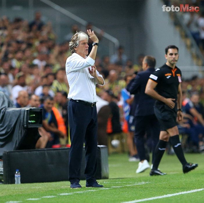 Fenerbahçe'de Jorge Jesus kolları sıvadı! Önemli değişiklikler ve Joao Pedro kararı