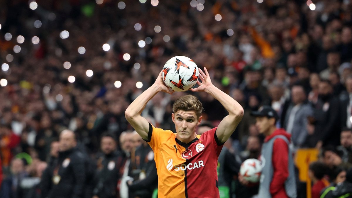 Galatasaray'da flaş gelişme! Elias Jelert...