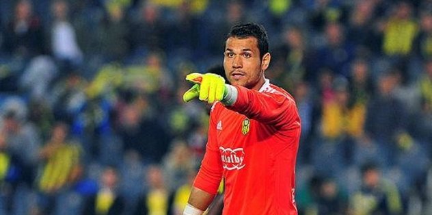 Evkur Yeni Malatyaspor'un kalecisi Ertaç Özbir: Fenerbahçe ile görüşme var