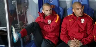 Sneijder ve De Jong Hollanda yolcusu