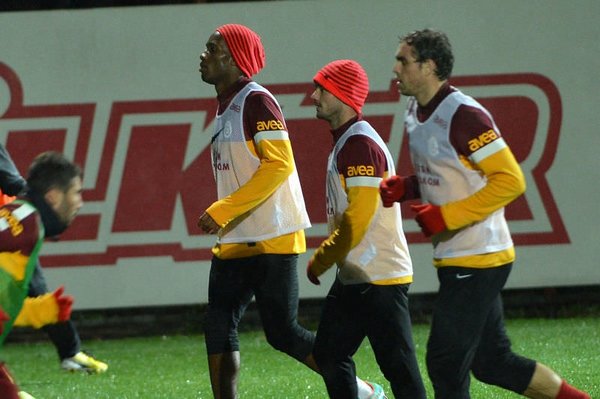 Drogba'nın G.Saray'daki ilk antrenmanı