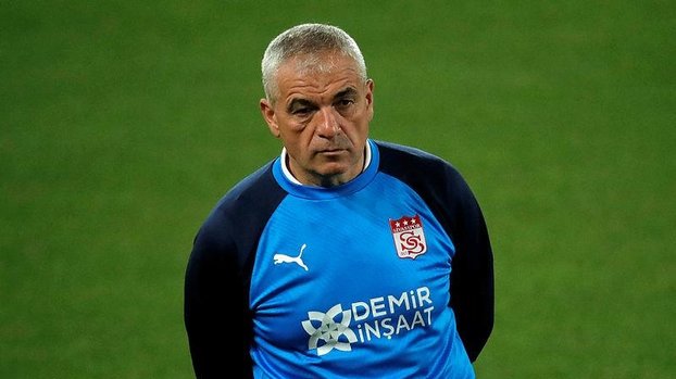 Sivasspor teknik direktörü Rıza Çalımbay'dan Villareal açıklaması! #