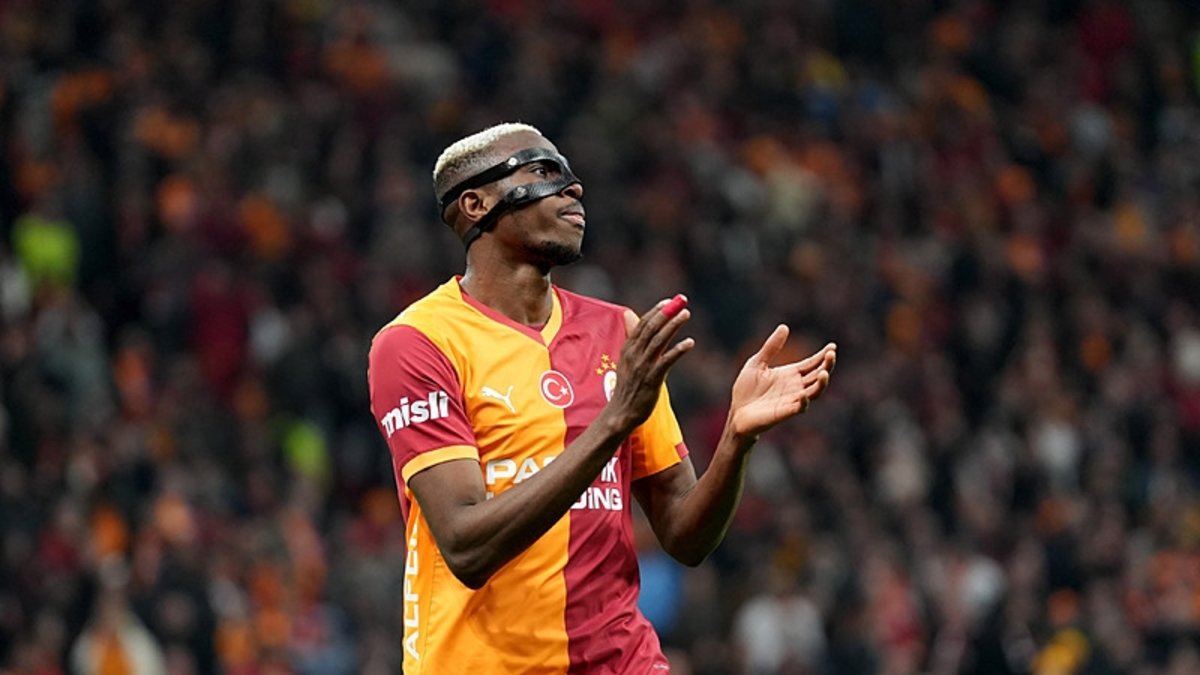 Galatasaray'a Victor Osimhen müjdesi! Sahalara dönüş tarihini açıkladı