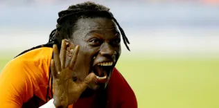 Gomis yetmedi