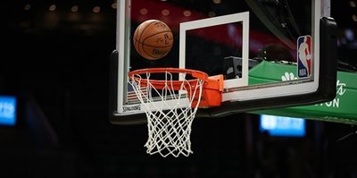 New York Knicks efsanesi Patrick Ewing corona virüsüne yakalandı