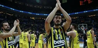 Fenerbahçe Beko Anadolu Efes’i farklı geçti