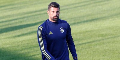 Volkan Demirel, Fenerbahçe'de kaldı