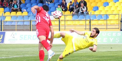 Menemen Belediyespor kendini yaktı