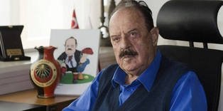 "Aziz Yıldırım gitsin evinde otursun"