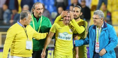 Mustafa'ya 'süper' kanca