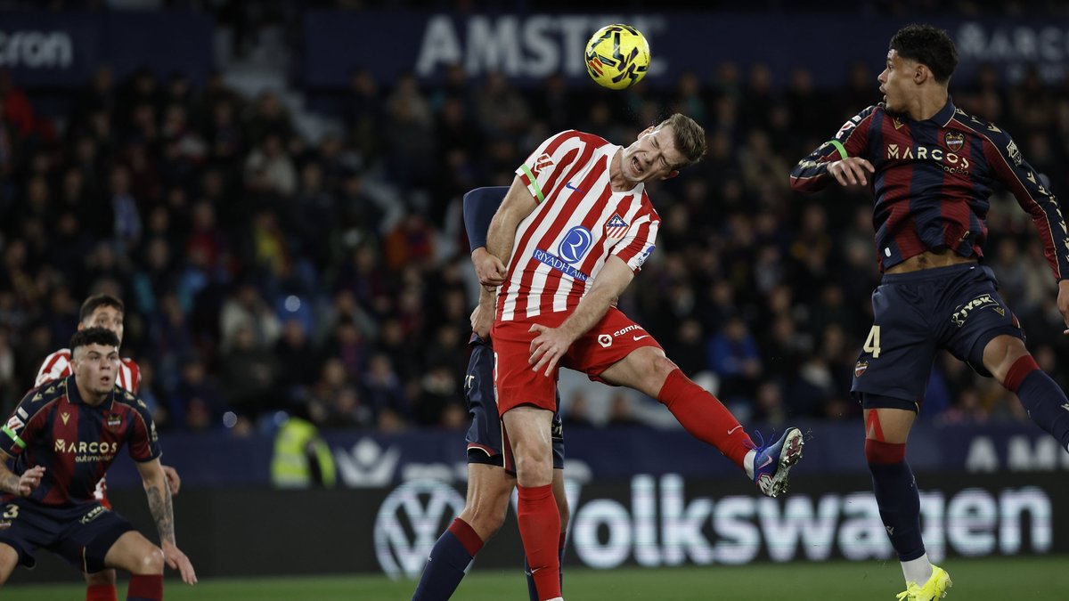 Sörloth'tan endişelendiren sakatlık! Yerden kalkamadı