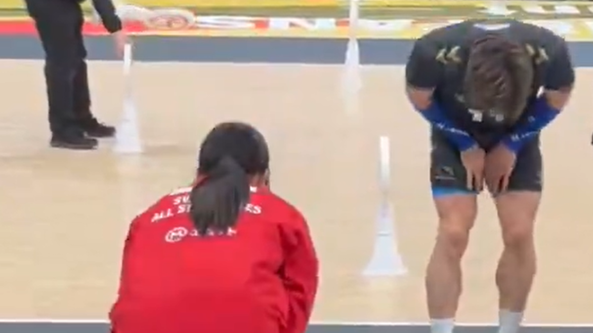 Japon voleybolcu Yuji Nishida'dan anlamlı hareket!