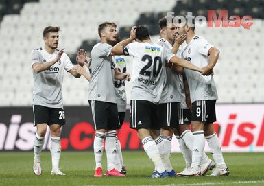 Teklif ortaya çıktı! Beşiktaş’tan yıldız golcüye dudak uçuklatan rakam | Son dakika transfer haberleri