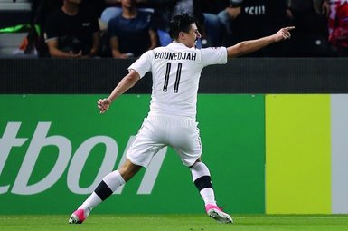 Baghdad Bounedjah 46 dakikada 7 gol attı.