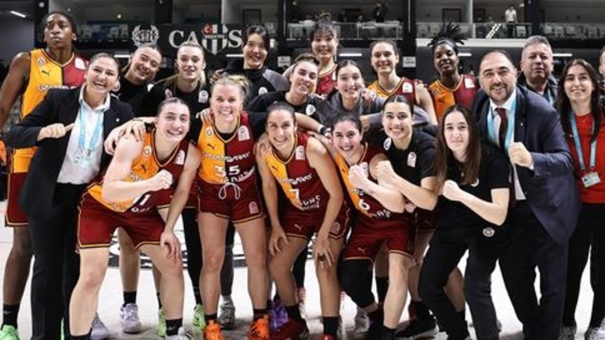 Potada derbi Galatasaray'ın