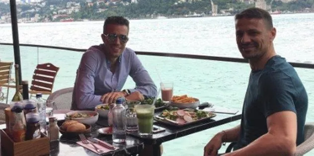 Robin van Persie, Feyenoord'da iddiası - 1