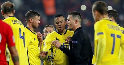 İsveçli futbolcudan itiraf: "Hakem bana penaltı sözü verdi!"
