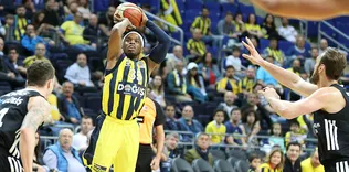 Derbinin kazanını Fenerbahçe!