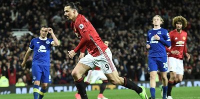 ManU Ibrahimovic'e duacı!