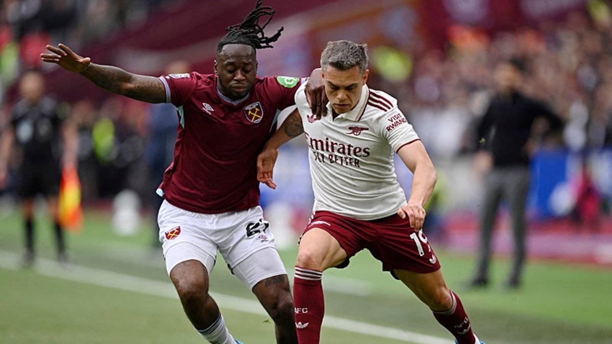 Fenerbahçe'den sağ beke Wan-Bissaka hamlesi! West Ham'ın Premier Lig'den düşmesinin ardından...