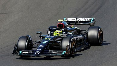 F1 Macaristan Grand Prix'sinde pole pozisyonu Lewis Hamilton'ın!