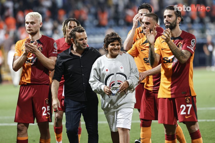 GALATASARAY HABERİ: Okan Buruk'tan stoper talebi! William Bianda yeniden gündemde