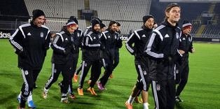 Beşiktaş, F.Bahçe maçına kilitlendi