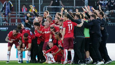 Almanya'da Köln Bundesliga'da kaldı