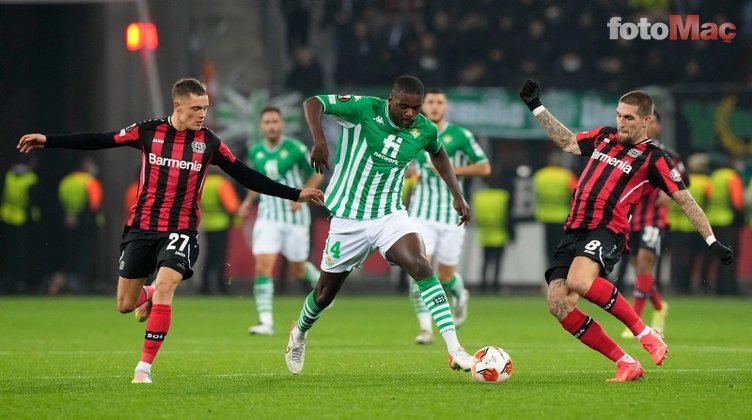 TRANSFER HABERİ: Fenerbahçe ve Galatasaray'ın listesindeki William Carvalho'nun lisansı çıkmadı!