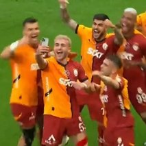 Barış Alper’den selfie’li gol sevinci!