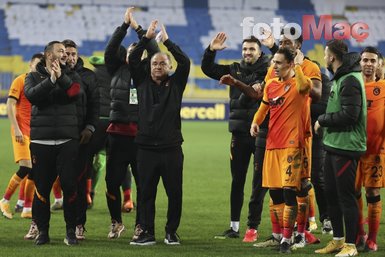 Arda Turan Fenerbahçe-Galatasaray maçı sonrası gözyaşlarına hakim olamadı! İşte o anlar...