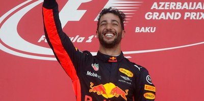 Azerbaycan'da kazanan Ricciardo oldu