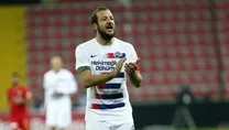 Batuhan Karadeniz’den inanılmaz performans!