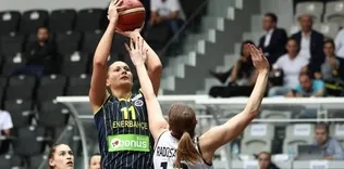 F.Bahçe Beşiktaş’ı geçerek finale yükseldi